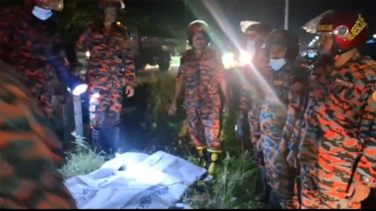 ফায়ার সার্ভিসের উদ্ধার তৎপরতা