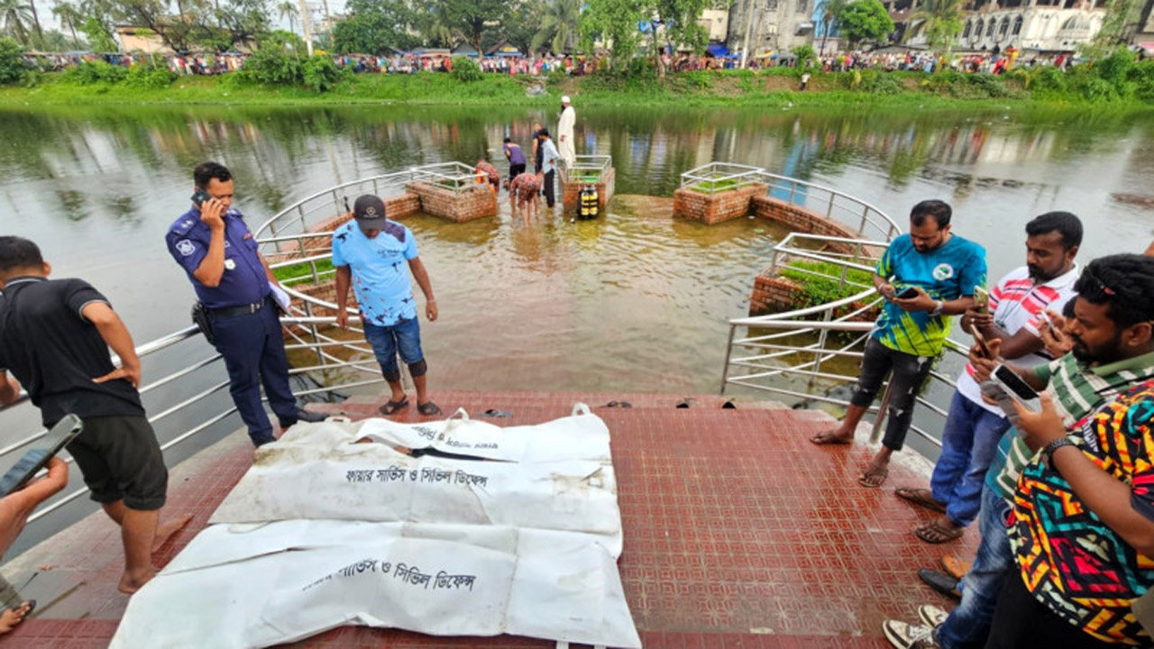 নিহত তিনজনেরই লাশ উদ্ধার করা হয়েছে