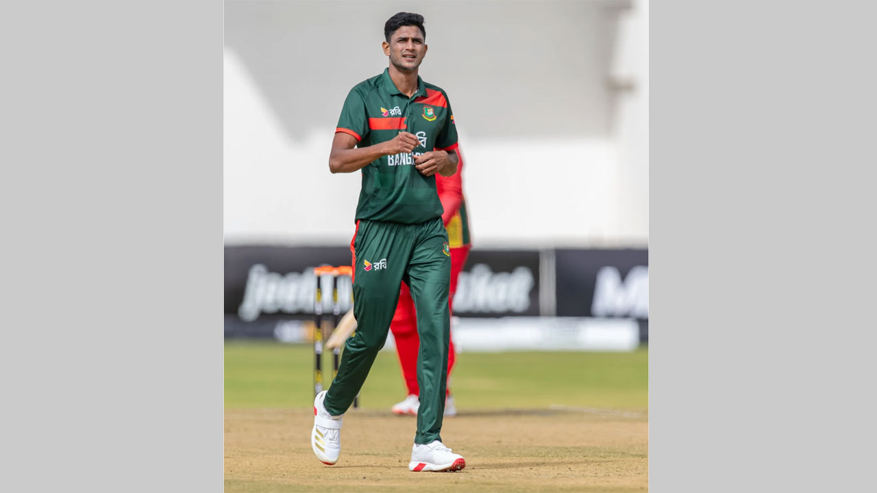 জিম্বাবুয়েকে আজ একাই ধসিয়ে দিয়েছেন নাহিদ রানা