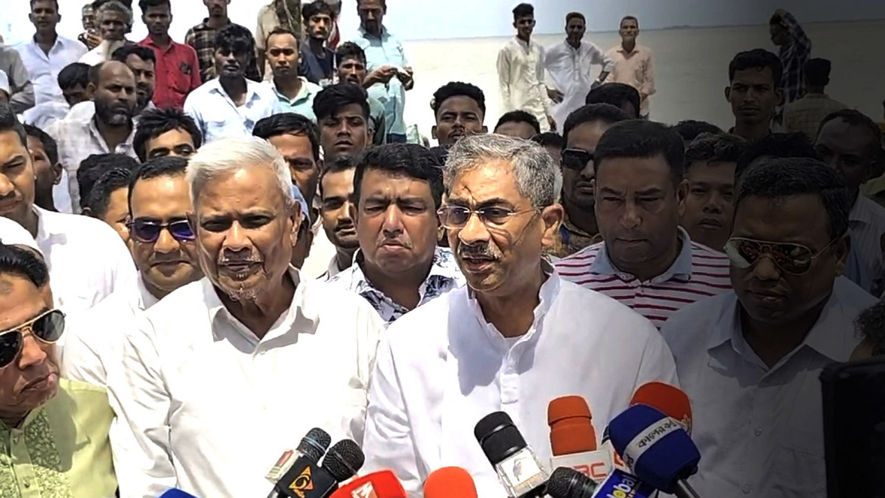 নোয়াখালীতে পানিসম্পদ মন্ত্রী ও বিএনপির যুগ্ম মহাসচিব শহীদউদ্দীন চৌধুরী এ্যানি