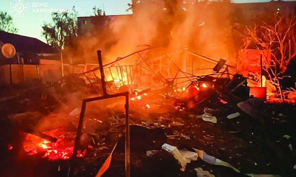 রুশ হামলার পর খারকিভ অঞ্চলে ভয়াবহ অগ্নিকাণ্ড : ইন্টারনেট