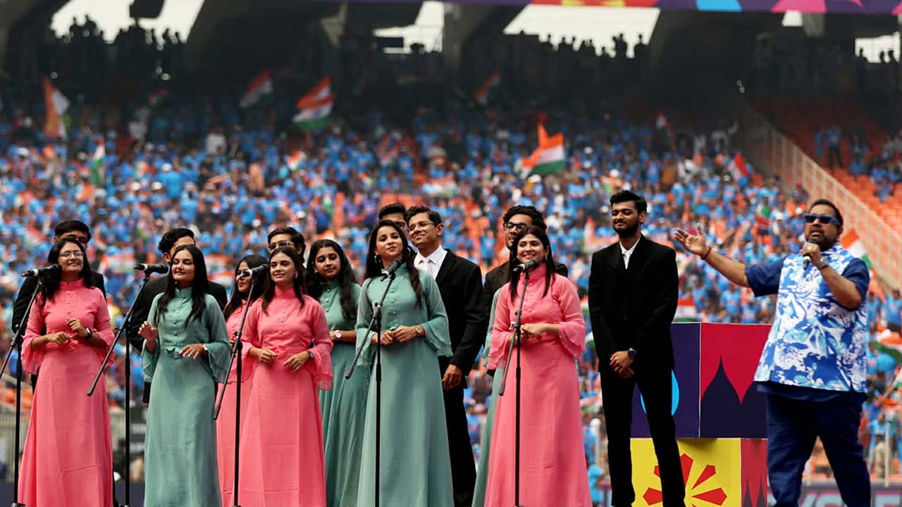 নরেন্দ্র মোদি স্টেডিয়ামে প্রায় এক লাখ দর্শকের সামনে অনুষ্ঠিত হবে বর্ণাঢ্য সংগীতানুষ্ঠান