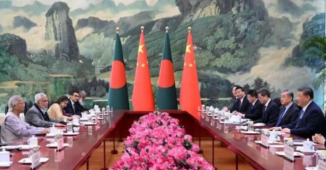 ড. মুহাম্মদ ইউনূস ও শি জিনপিংয়ের মধ্যে বৈঠক