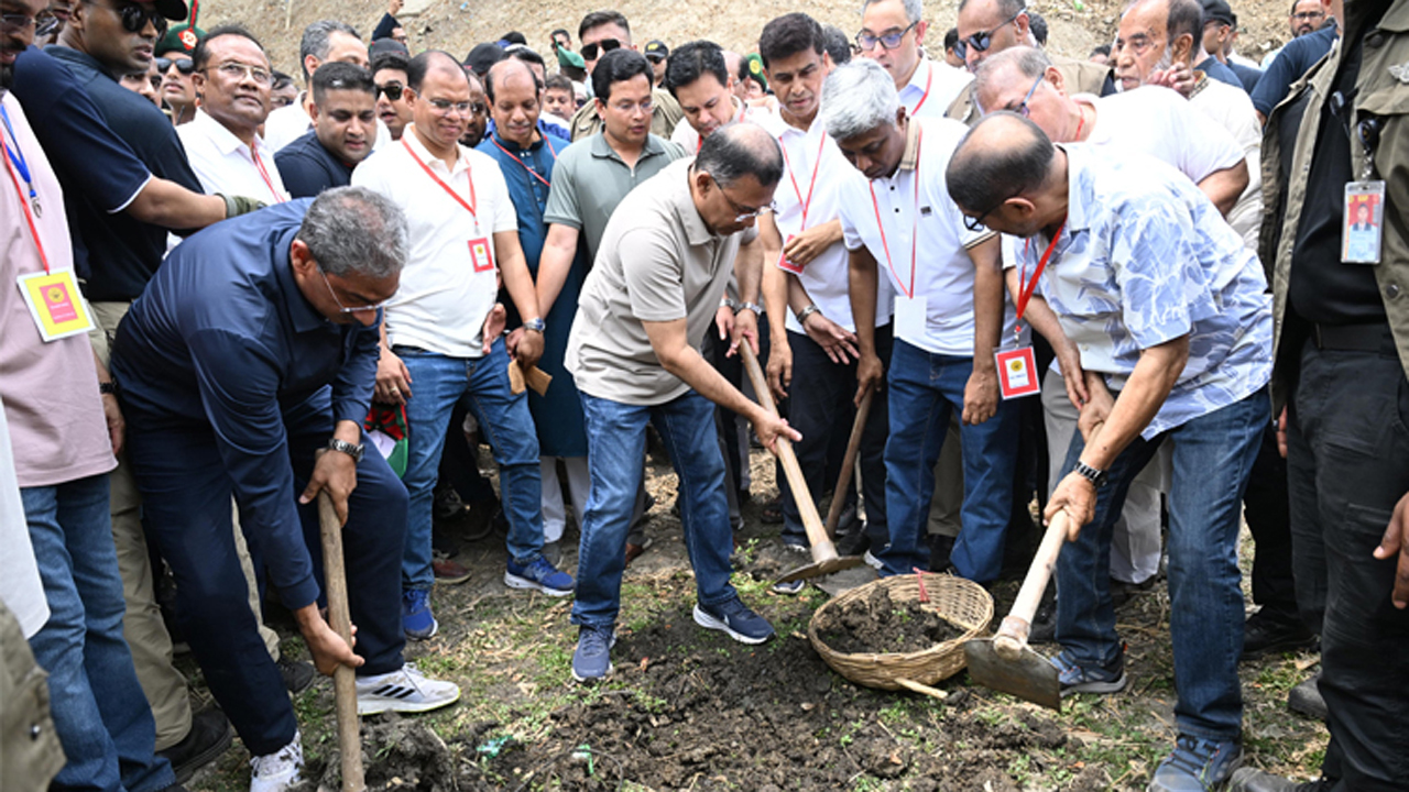 উলসী খাল পুনঃখনন করেছেন প্রধানমন্ত্রী তারেক রহমান