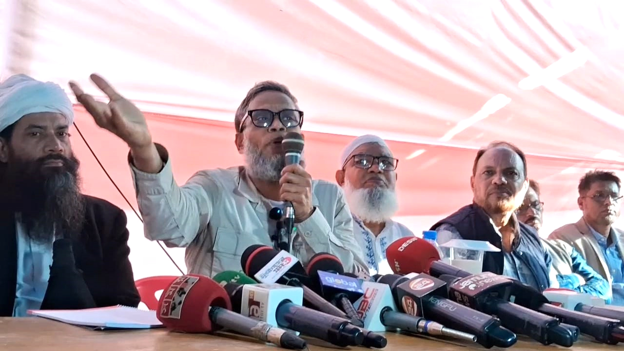 বিএনপি প্রার্থীর সংবাদ সম্মেলন