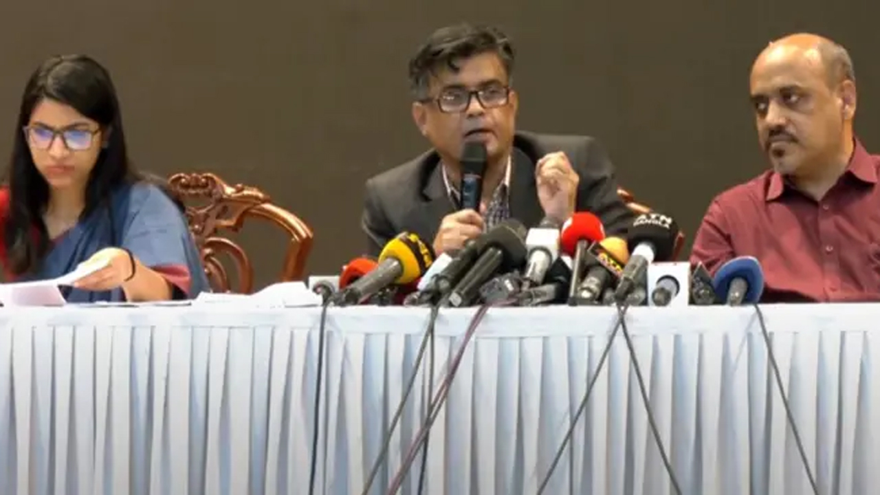 উপদেষ্টা পরিষদের বৈঠকের পর প্রধান উপদেষ্টার প্রেস উইংয়ের সংবাদ সম্মেলন