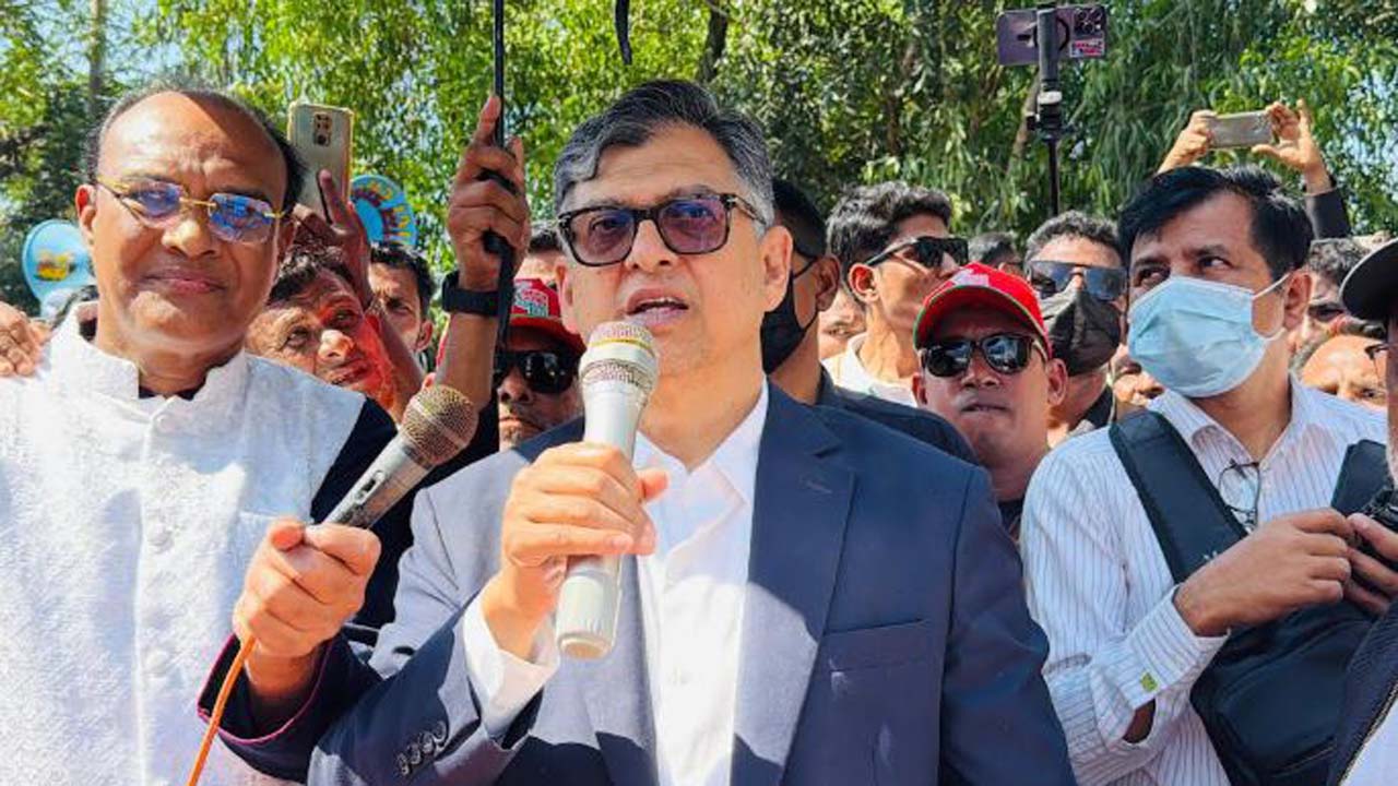 বিএনপির নির্বাচনী পথসভায় সালাহউদ্দিন আহমেদ