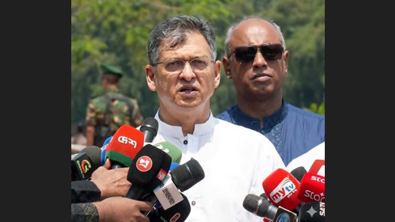স্বরাষ্ট্রমন্ত্রী সালাহউদ্দিন আহমদ