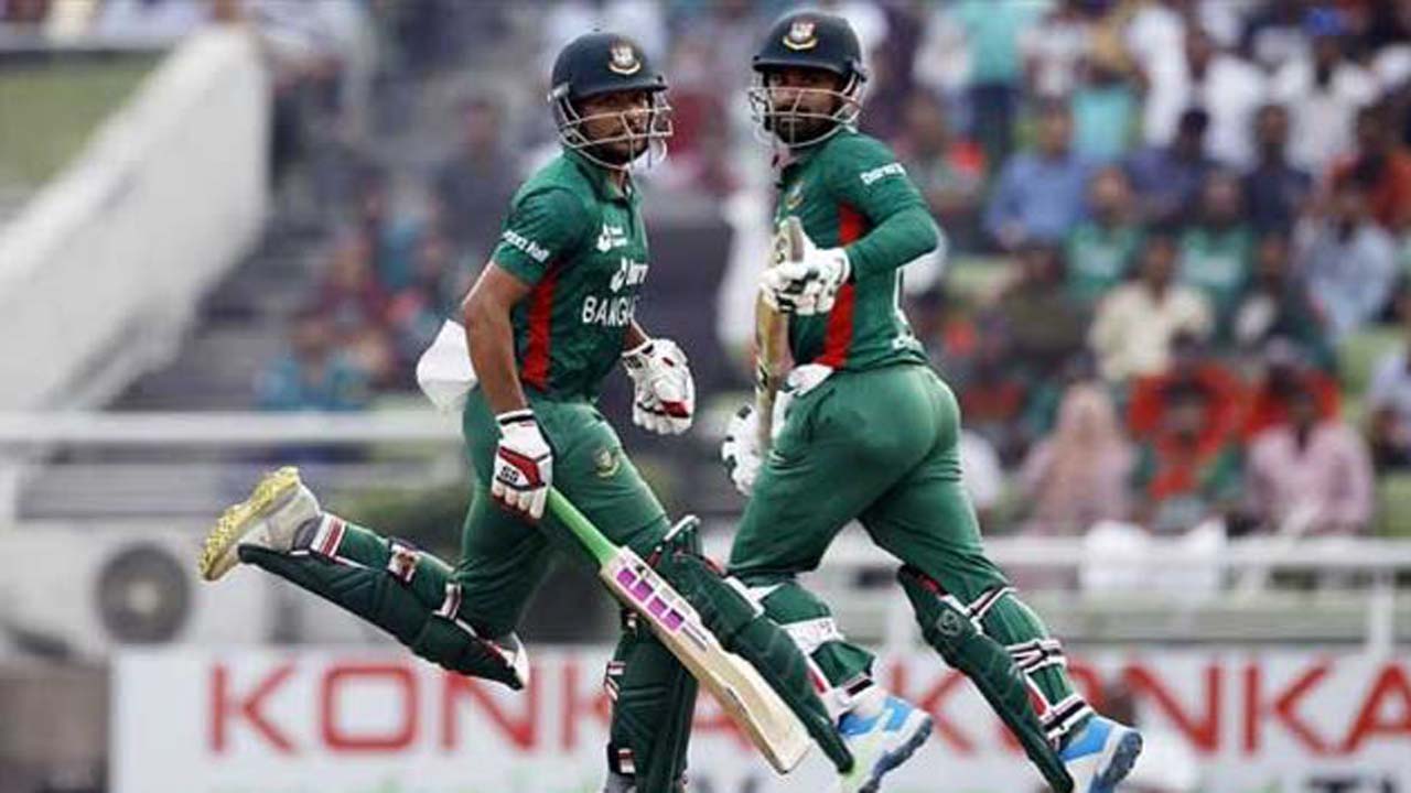 নাজমুল হোসেন শান্ত ও লিটন দাস