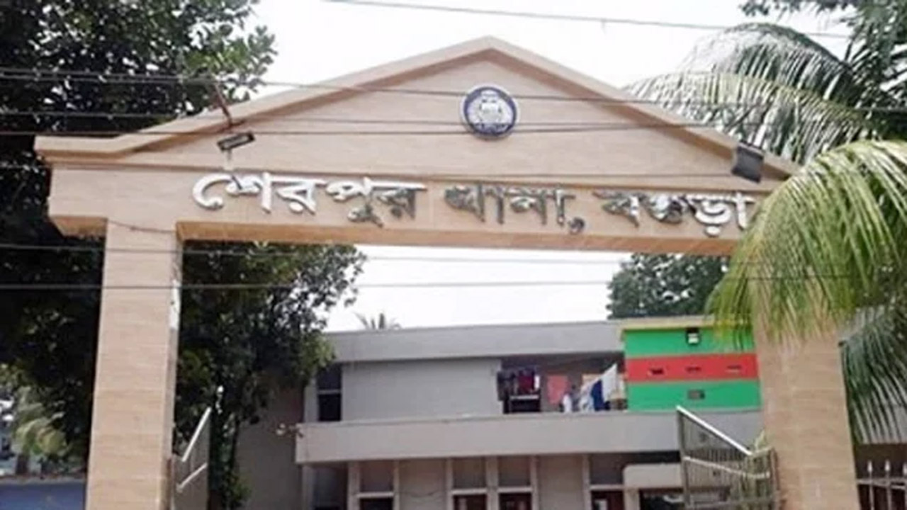 সুদের টাকার জন্য গাভী নিয়ে গেল কারবারিরা!