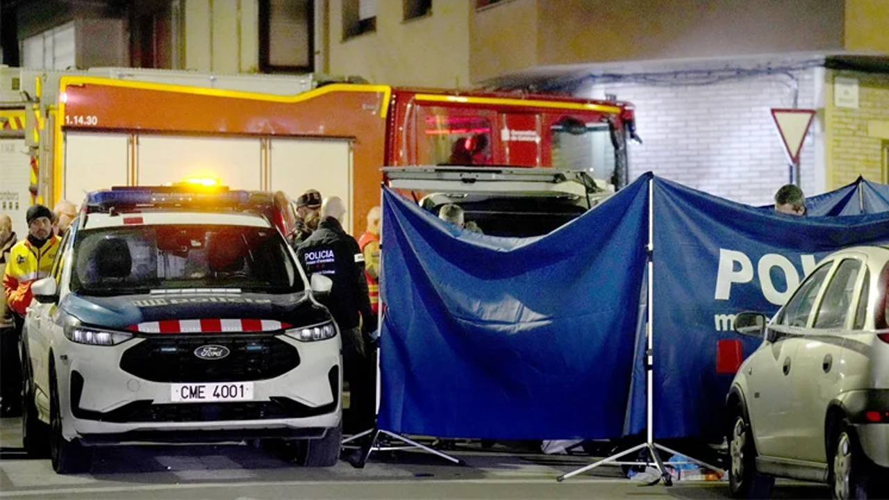 স্পেনে আবাসিক ভবনে অগ্নিকাণ্ডে ৫ জনের প্রাণহানি