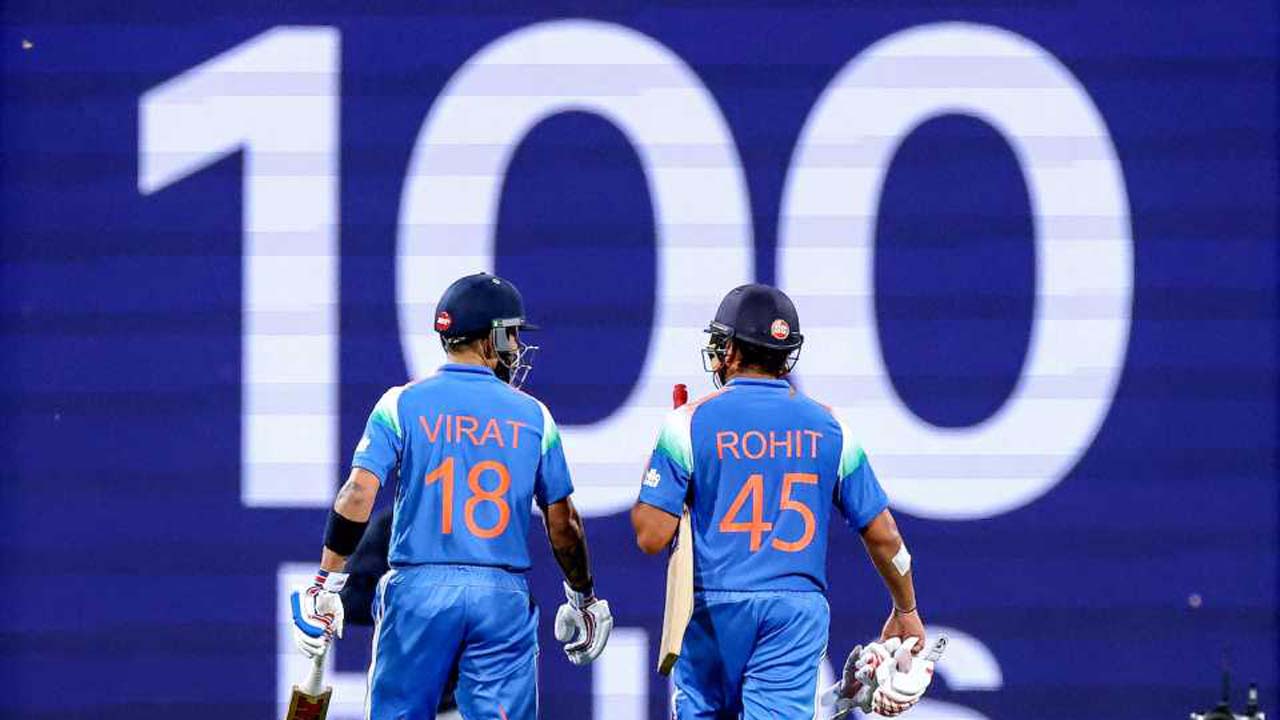 ভারতকে জেতাতে পরের কাজটা করেন রোহিত শর্মা ও বিরাট কোহলি