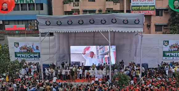 সমাবেশে ভার্চুয়ালি যুক্ত হন বিএনপির ভারপ্রাপ্ত চেয়ারম্যান তারেক রহমান