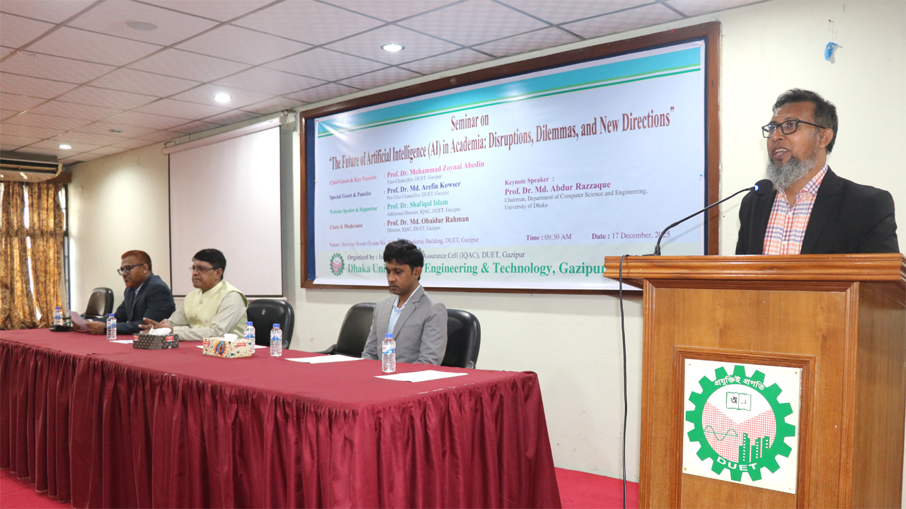 বক্তব্য রাখেন ভিসি অধ্যাপক ড. মোহাম্মদ জয়নাল আবেদীন