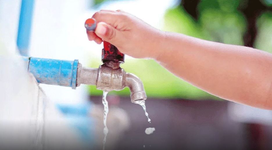 লালমাটিয়ায় পানির তীব্র সঙ্কট